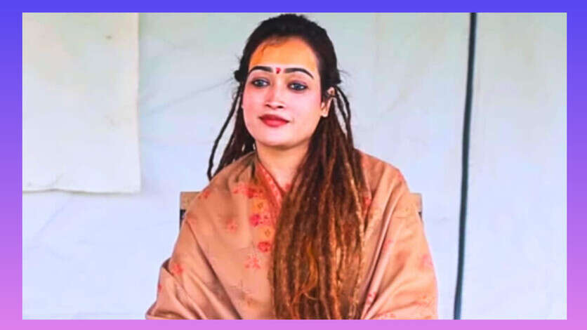 महाकुंभ में भगवा वेश विवाद: मॉडल हर्षा रिछारिया को लेकर संत समाज में टकराव, अखाड़ा परिषद ने किया समर्थन