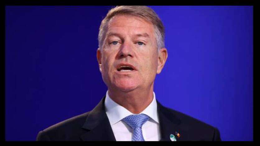 रोमानिया के राष्ट्रपति क्लाउस इओहानिस ने दिया इस्तीफा, कहा- देश को बचाने के लिए...