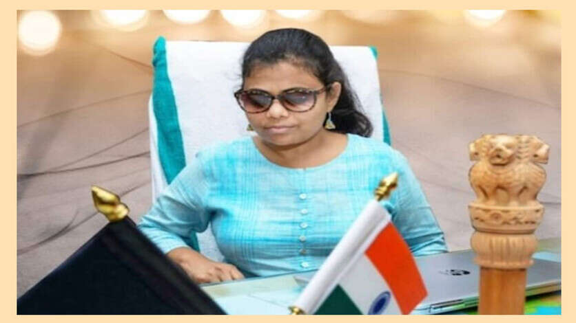 Women's Day 2025 : बचपन में आंखों की रोशनी खोने वाली प्रांजल पाटिल बनी IAS, अब बिना आंखों के समाज को दे रहीं नयी धारा, जानिए कैसे किया UPSC क्रैक