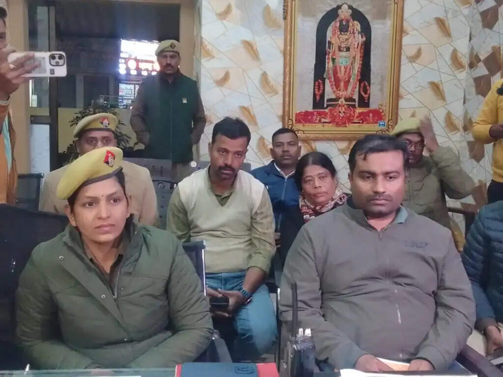Atul Subhash Suicide Case : जौनपुर पहुंची बेंगलुरु पुलिस टीम, बड़े कदम की संभावना, एसपी से मांगी गई फोर्स