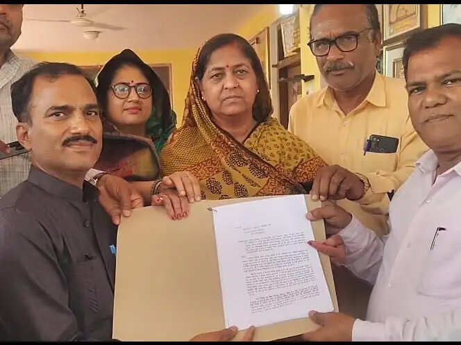 BTC वेलफेयर एसोसिएशन के प्रतिनिधियों ने की राज्यसभा सांसद से मुलाकात, पुरानी पेंशन बहाली की मांग को लेकर सौंपा ज्ञापन