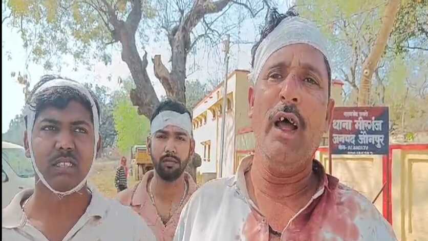 Jaunpur : ताजिया चौक पर मिट्टी रखने और डीजे खड़ा करने को लेकर विवाद, दो समुदायों में मारपीट, 4 घायल