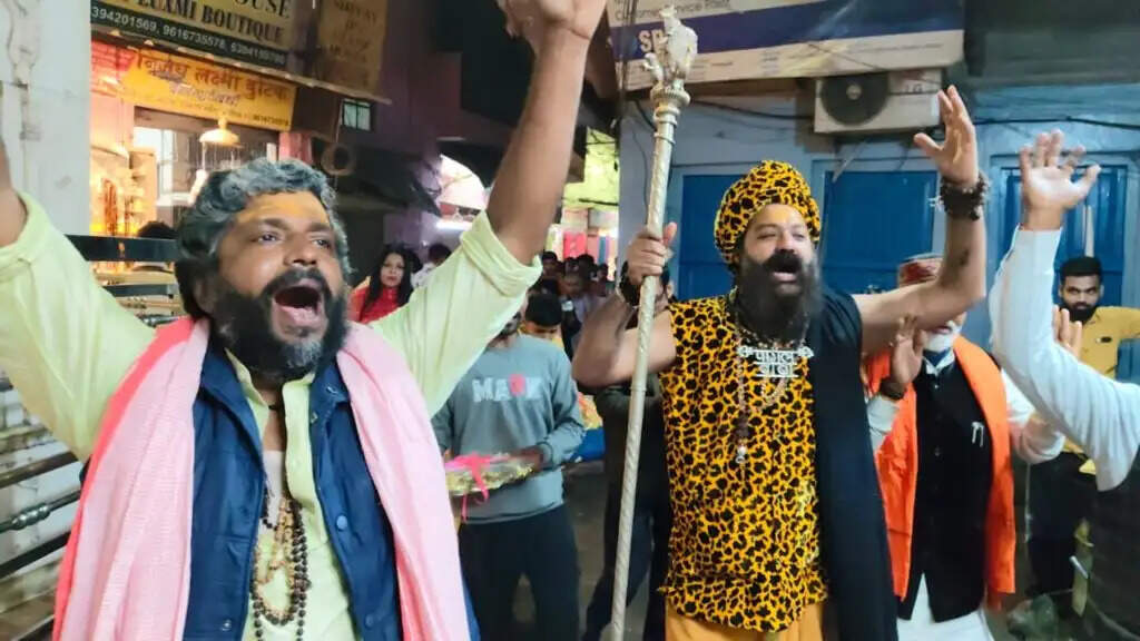 भोलेनाथ संग गौरा का विवाह उत्सव शुरू&nbsp;: बसंत पंचमी पर चढ़ा काशी विश्वनाथ को तिलक, मंगल गीतों से गूंजा महंत आवास