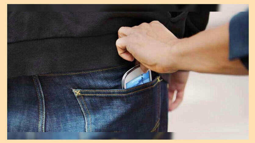 Mahakumbh में मोबाइल चोरों का आतंक: 2700 से अधिक श्रद्धालुओं के फोन चोरी, पुलिस अलर्ट पर