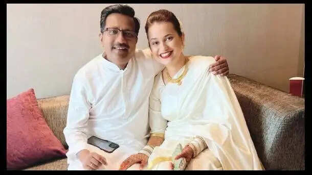 ये है इंडिया के सबसे खूबसूरत IAS-IPS की जोड़ी, सोशल मीडिया पर भी है तगड़ी फैन फॉलोइंग