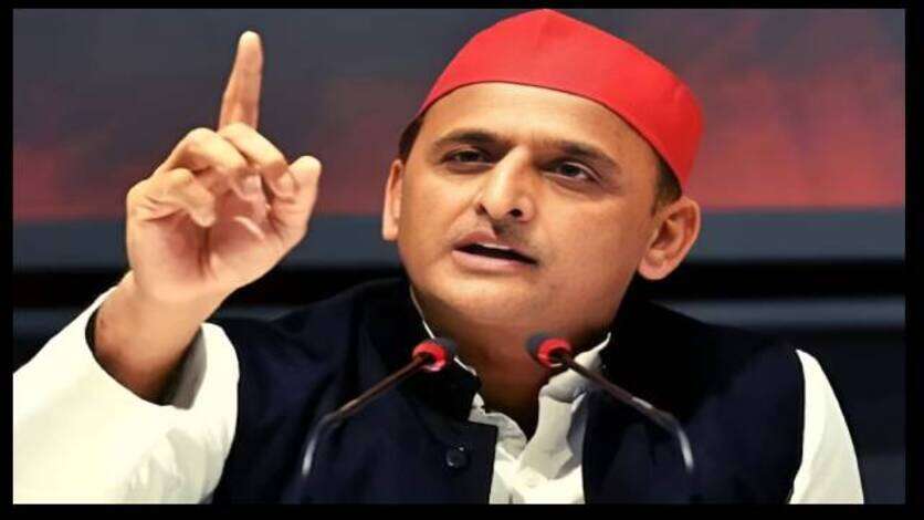 सीएम योगी के मौलवी और कठमुल्ला वाले बयान अखिलेश यादव का पलटवार, कहा- जिनकी जुबान पर लगाम नहीं, उन्हें खुद स्कूल...