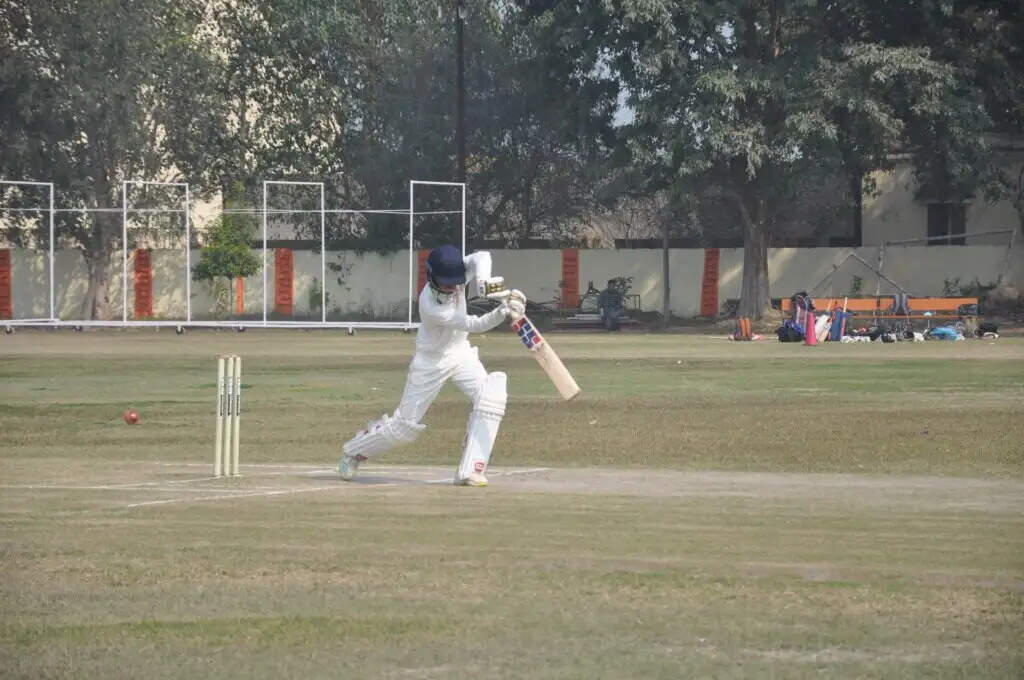 अन्तर महाविद्यालयीय क्रिकेट टूर्नामेंट : मो. हसन पी.जी. कॉलेज, जौनपुर और पांचूराम महाविद्यालय आरा ने दर्ज की शानदार जीत